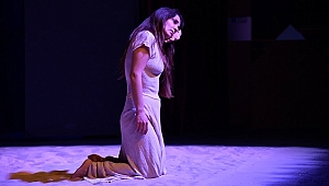  Kadınlar Günü’nü tiyatroyla kutladılar