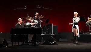 İş Sanat çevrim içi sezonu tamamlıyor