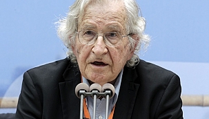 Noam Chomsky, Çınar Oskay’ın sunduğu ‘Konuşmamız Lazım’a konuk oluyor