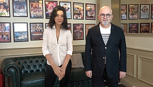 Türkiye'nin ilk robot oyuncusu film sözleşmesi imzaladı