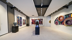 Ahmet Güneştekin'in Kutsal Ağaçlar sergisi Bodrum'da açıldı