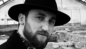 Sanatçı Alper Aydın gençlerle buluşuyor