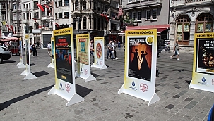 Geçmişten günümüze Şehir Tiyatroları afişleri sergisi Beyoğlu'nda başladı