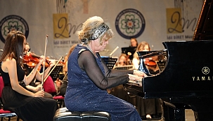 Genç piyanistler İdil Biret ile sahneye çıkıyor