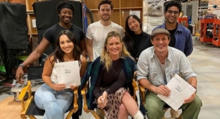 How I Met Your Father'dan ilk toplu fotoğraf paylaşıldı