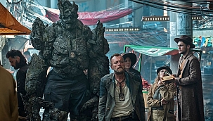 The Watch gösterime giriyor