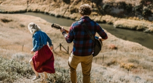 Araştırma: İlişkilerde ilk kriter müzik zevki uyumu