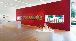 Candeğer Furtun'un ilk retrospektif sergisi açıldı