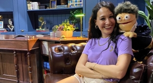 Gupse Özay: Senaryo yazmaya başlamadan önce kura çekerim