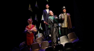 İBB Şehir Tiyatroları kasımda 1'i yeni 28 oyunla seyirci karşısında