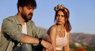 Aşk Yolunda 12 Kasım’da vizyona giriyor