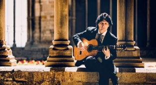 Cañizares, 6 Aralık akşamı Cemal Reşit Rey sahnesinde