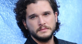 Kit Harington, Game of Thrones ve Marvel'i karşılaştırdı