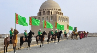 Türki Cumhuriyetlerin bağımsızlıklarının 30’uncu yılı şerefine Kıbrıs'ta fotoğraf sergisi