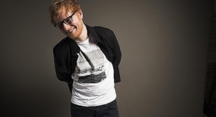 Ed Sheeran Shape of You ile rekor kırdı