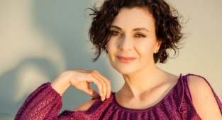 Hatice Aslan: Sete elimizde bavulla geliyorduk