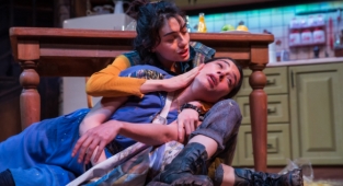 Binlerce yıldır süregelen ataerkil düzene iki kadının başkaldırısı: Timsah Ateşi