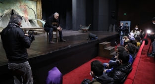 Görme engelli öğrenciler Lezent Üzümcü ile buluştu