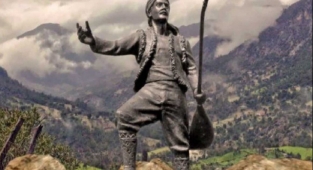 Karacaoğlan kimdir? KIsaca Karacaoğlan hayatı ve eserleri