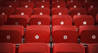 Tiyatro Kooperatifi: Özel tiyatrolar, yaşam savaşında son noktaya geldi