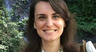 Dr. Esra Dicle kimdir?