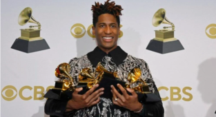 2022 Grammy Ödülleri'nin sahipleri belli oldu