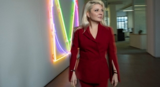 Bakışın zamansızlaştığı bir sergi deneyimi: Chronostasis