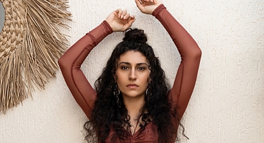 Elif Sanchez'den İspanyolca albüm