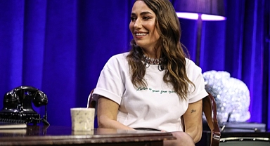 Esra Ruşan: Oyunculuk için öğretmenliği bıraktım