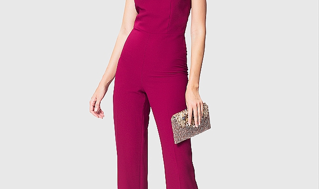 Kadın tulum ile tek parça şıklığı