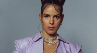 Lara Di Lara, Babylon'a konuk oluyor