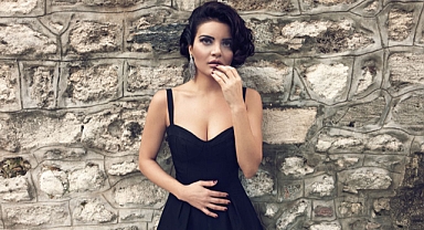 İş Sanat, 22. sezonunu Göksel konseriyle kapatıyor