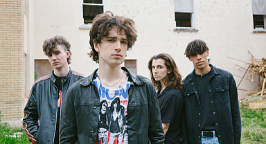 Arctic Monkeys konserinde ön grup belli oldu