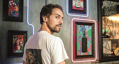 Metin Akdülger: Bu dünya giderek dengesini kaybeden bir yer