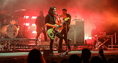 Placebo’nun İstanbul konseri nefesleri kesti