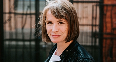 Abigail Dean kimdir?