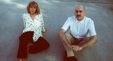 Nilipek. ve Taner Yücel'den Vazgeçtim ortaklığı