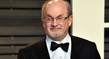 Salman Rüşdi'nin Şeytan Ayetleri kitabının satışları patladı