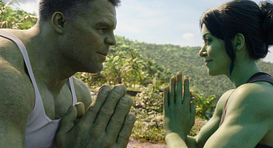 She-Hulk yüzleri güldürdü