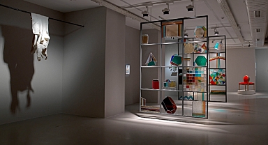 Sergi: Ben Kimse. Sen de mi Kimsesin?