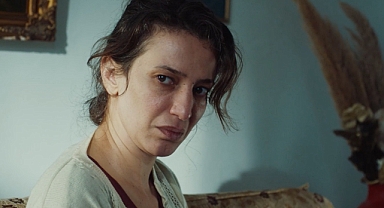 Stiletto, Fransa ve Arnavutluk'ta yürüyecek