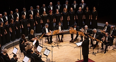 Türk musikisi klasiklerinden Kâr-ı Müşterek AKMnde seslendirecek