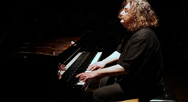 Eyüpsultan’da 2022-2023 Kültür-Sanat Sezonu Tuluyhan Uğurlu konseriyle başladı