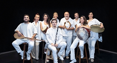 Kardeş Türküler ve konukları Harbiye'de seyirci ile buluşuyor