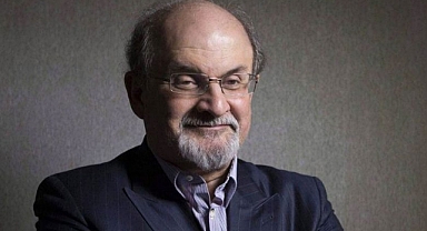 Yazar Salman Rüşdi bir gözünü kaybetti