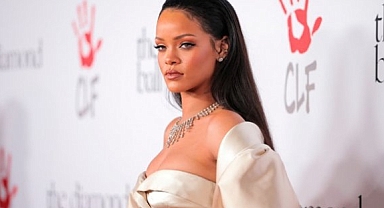 Rihanna Lift Me Up ile Billboard zirvesini zorluyor