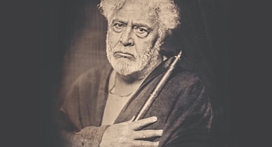 Uğur Yücel Neyzen Tevfik rolüyle tiyatroya dönüyor 