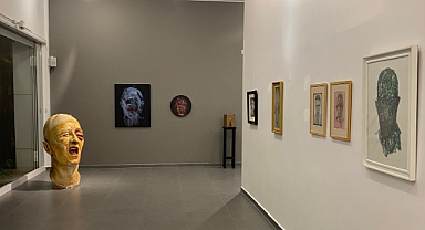 Gallery 11.17, 13 sanatçıyı bir araya getiriyor.