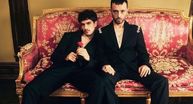 Mabel Matiz: GQ ekibi 'Karakol' klibi sebebiyle ödül takdimimden vazgeçti