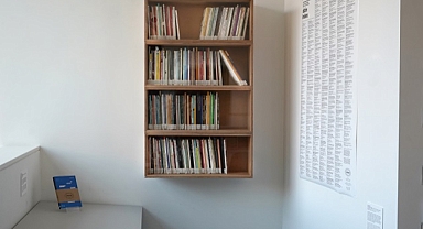 Arter'de sanatçı konuşması: Kısa Mesafeler İçin Bir Kitaplık